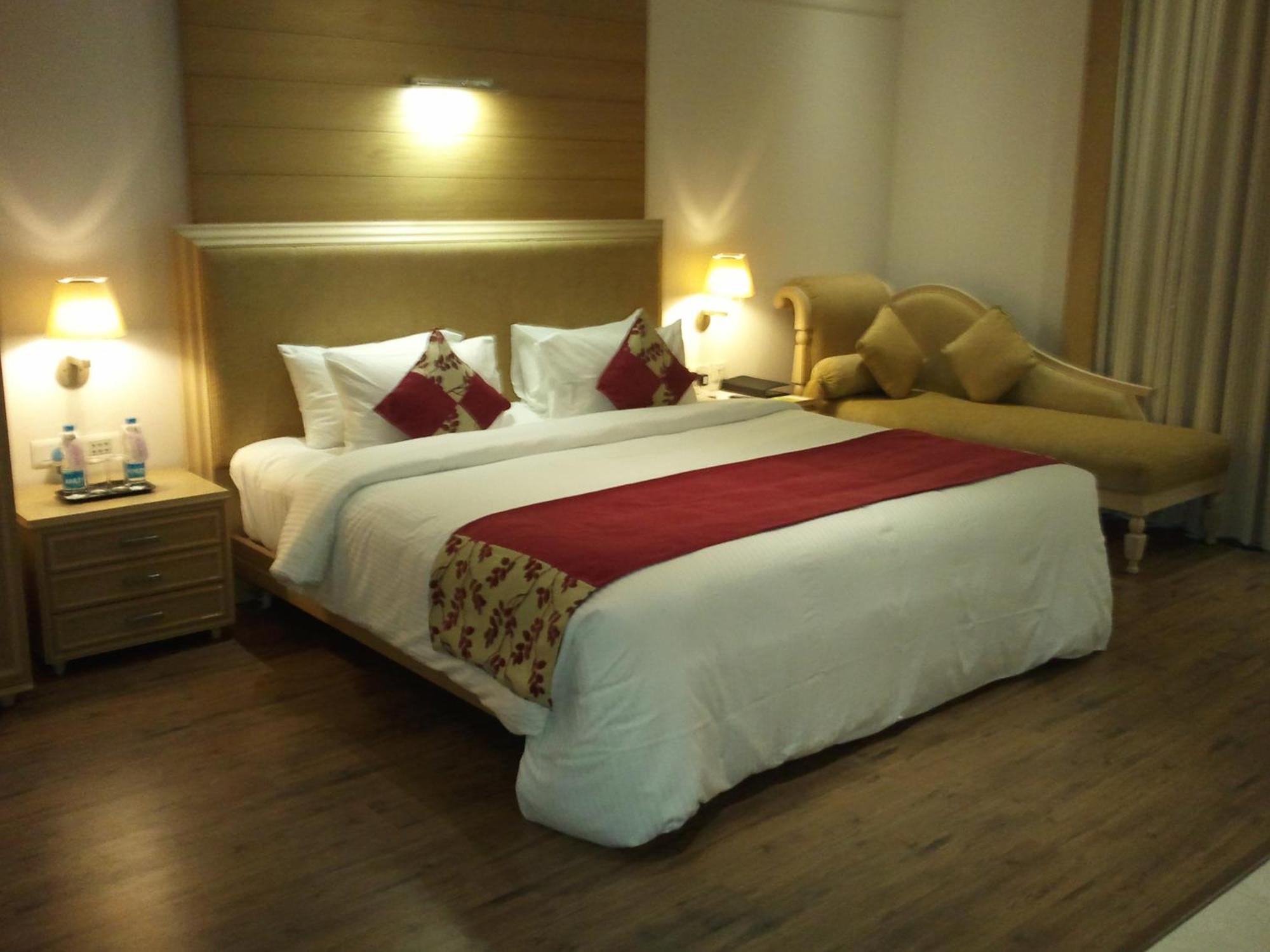 Royal Orchid Central, Shimoga Luaran gambar
