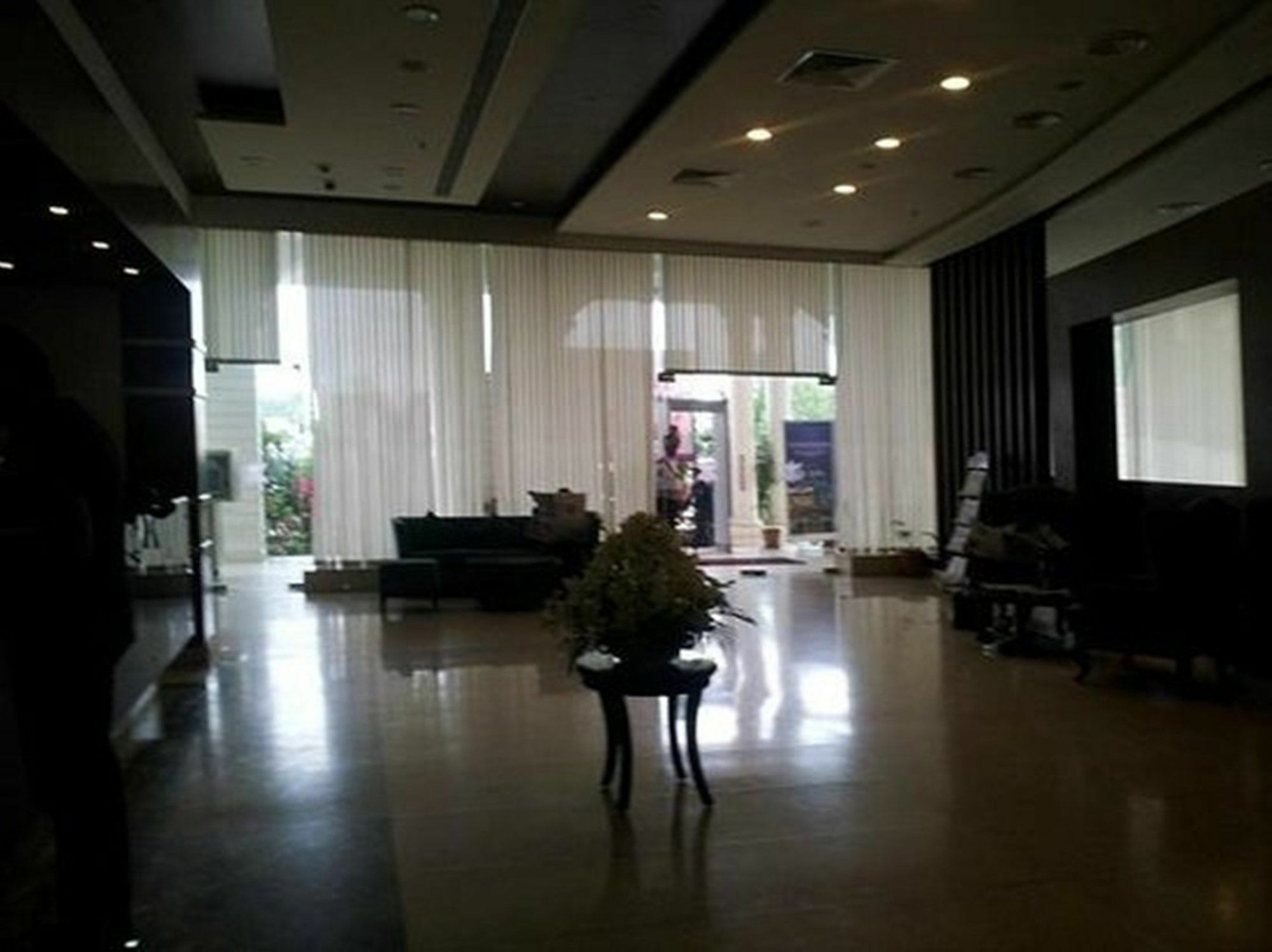 Royal Orchid Central, Shimoga Luaran gambar